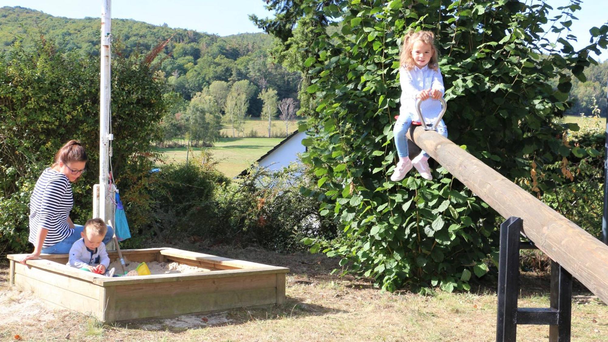 Ferienhaus Schoene Aussicht Ferienwohnung Rot Hemfurth-Edersee Zewnętrze zdjęcie
